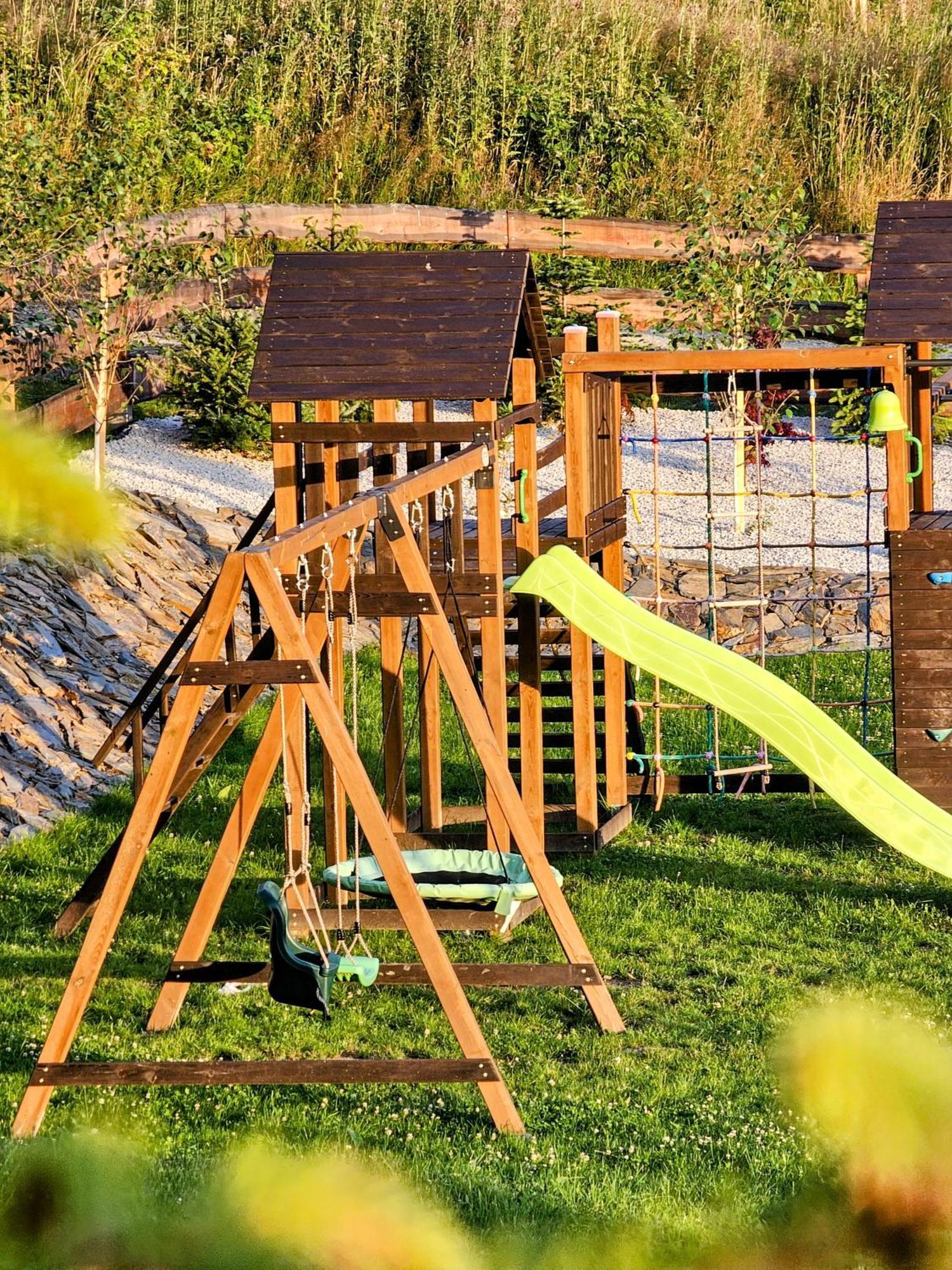 Osada Sierpnica - Uroczy Dom Z Kominkiem I Balia W Gorach Sowich Esterno foto